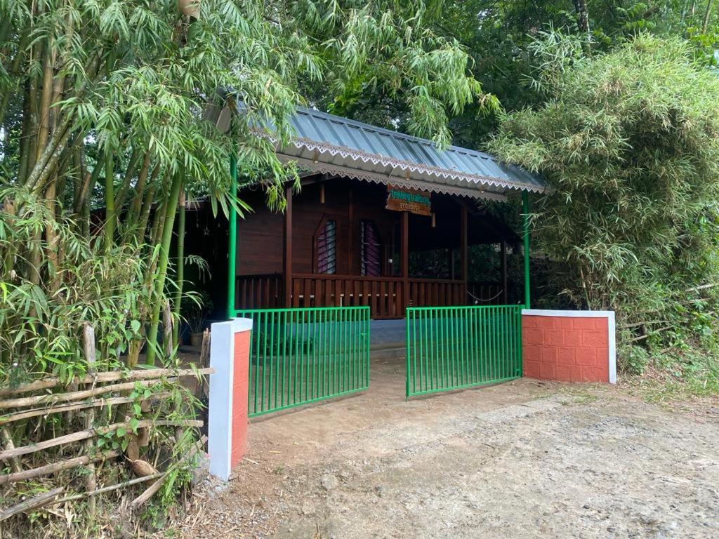 Trekking Trails Eco Stay Kalpetta Exterior photo